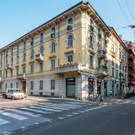 Ihost Studio - Premuda 17 Милан Экстерьер фото